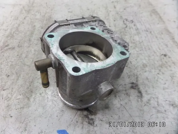 AUDI A3 8L 1.8T Corpo de Borboleta image 5