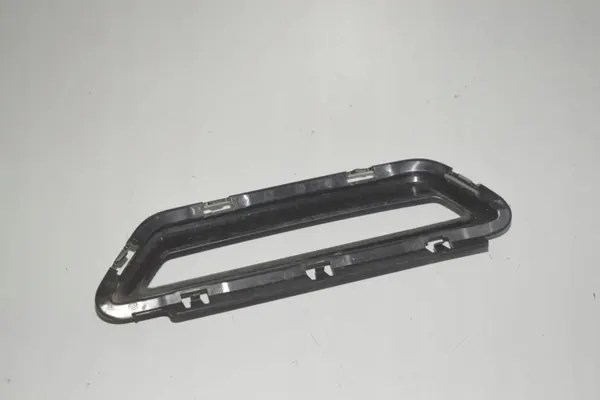 Piezas de parachoques delantero BMW OEM 51117947066 image 3
