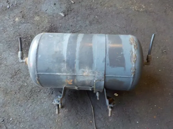 Tanque de ar OEM 1357950 para Scania - Usado image 3