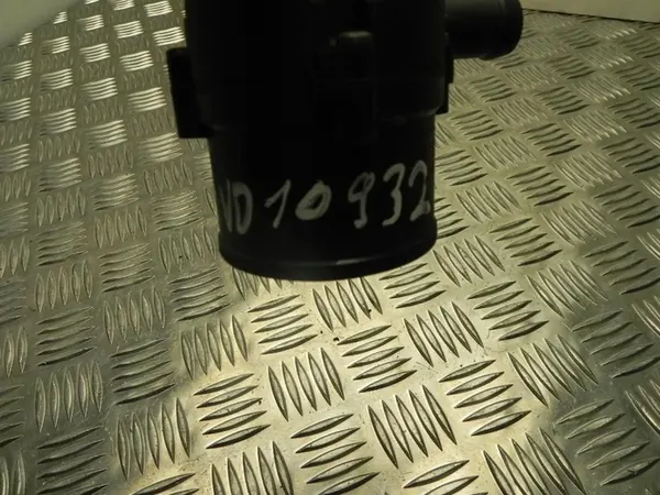 Vattenpump Mercedes-Benz CLA Coupe 2014 A0005000686 image 4