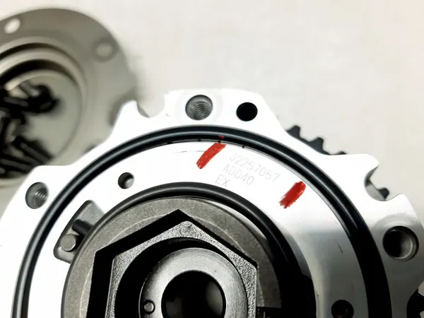 Engrenagem de comando de escape Volvo XC40 1.5 Turbo Híbrido image 3