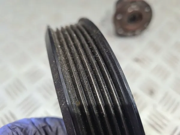 Polia do virabrequim Opel Astra J Meriva B Zafira C 1.4 Turbo image 5