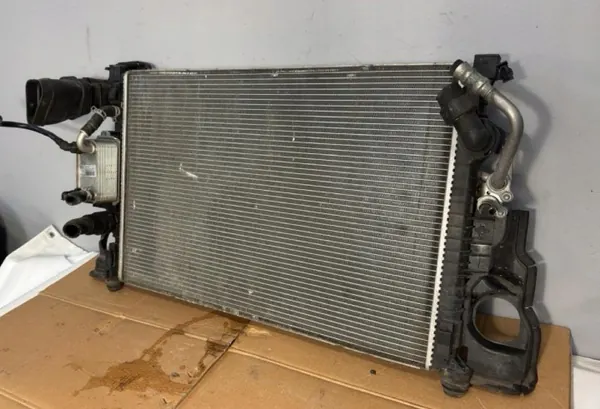 Volvo S60 radiator set OEM Y8312002 (2010-2013) image 3