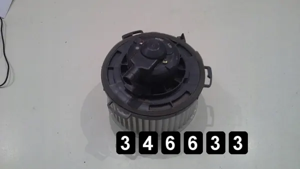Mazda 3 Lämmityspuhallin OEM AM-346633 (2006) image 2