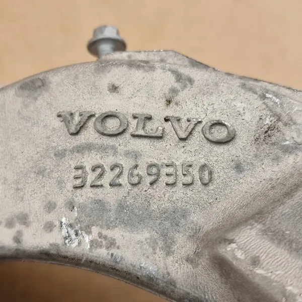 Vasen Jousitushaarake Etu OEM 2LK1701 Volvolle image 3
