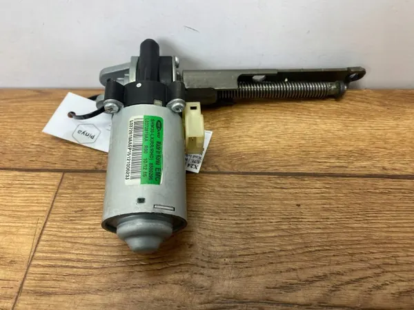 Istuinmoottori OEM L0372819AAPINYA Dodge Charger 2015 image 2