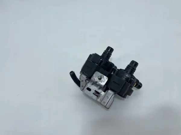 Pompe à eau OEM 9818813480 pour Peugeot, Citroen, Opel image 5