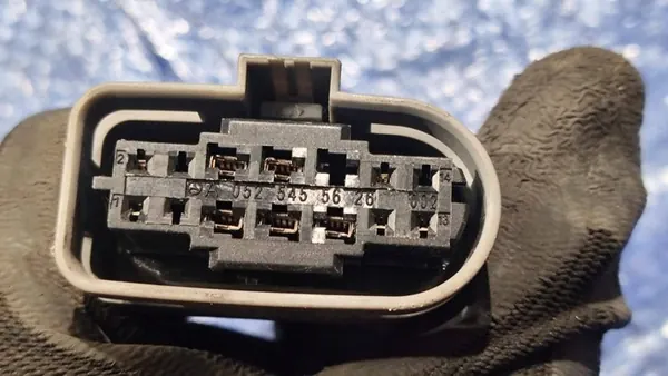 Moottoritilan Kaapeli Mercedes 2.2 CDI OM651 A0075409181 image 3