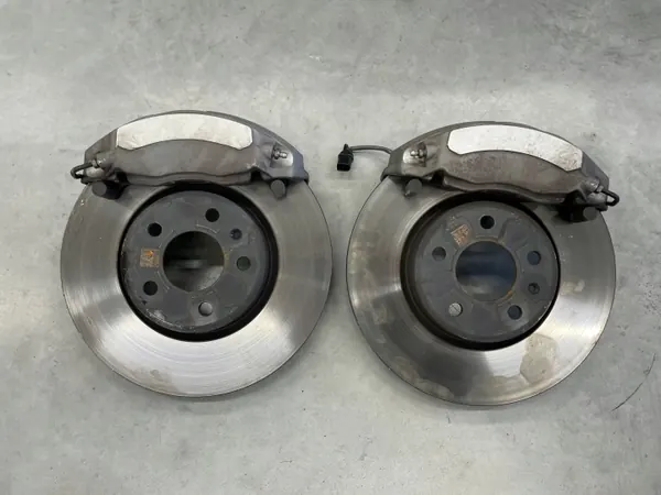 Bremsscheiben, Beläge, Bremszangen VA OEM 8W0615301AA image 2