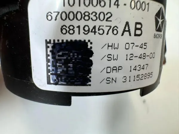 Sensor de chuva Maserati Ghibli 2015 OEM 68194576AB image 3