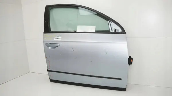 OEM 360185953 Etu-oikea ovi VW Passat B6:lle image 3