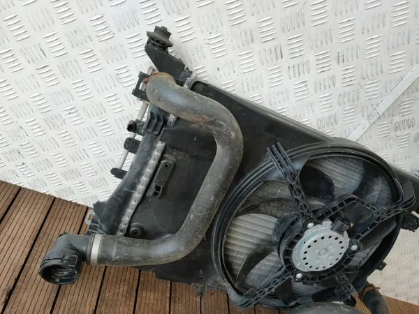 Opel OE jäähdytin tuulettimella OEM 560961104 image 6
