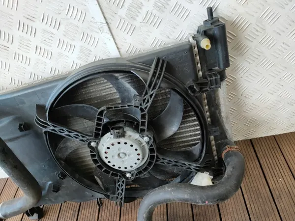 Opel OE jäähdytin tuulettimella OEM 560961104 image 7