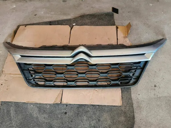 Fram grill OEM 22333 för Citroen Jumper - Begagnad image 2