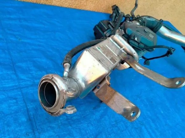 OEM 059131508CA Refroidisseur EGR & Pompe Eau Audi A4 B9 image 4