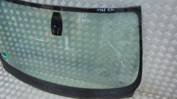 BMW W938 Frontscheibe mit Sensoren - Gebraucht image 3
