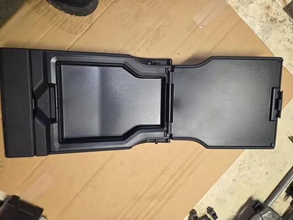 Bakre armstöd med dryckeshållare BMW F11 - OEM bmwf11 image 3