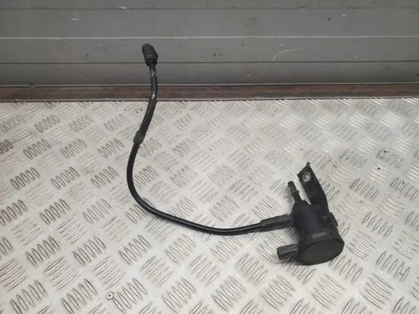 Válvula de presión Dodge Challenger 2017 OEM 04891738AB image 2
