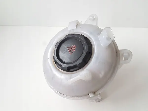 Réservoir d'expansion OEM 5Q0121407G pour Seat Ateca image 2