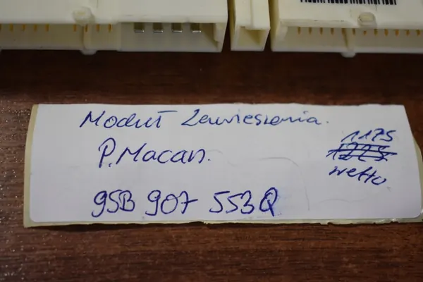Módulo controle suspensão Porsche Macan OEM 95B907553Q 55 image 3