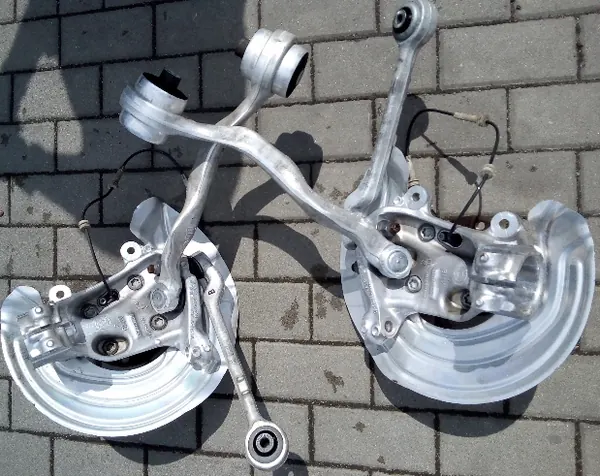 BMW F20 Snodo Anteriore Destro con Bracci di Controllo 6792289 image 6