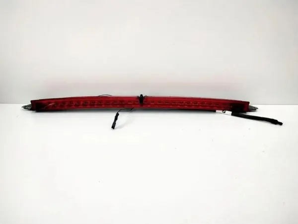 BMW Drittes Bremslicht OEM 168647 für 3er E90/E91 image 2