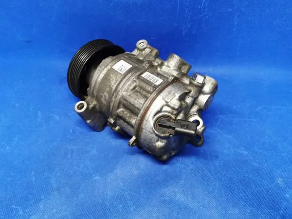 Compresseur AC OEM 5Q0820803 pour Audi A3 8V image 3