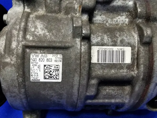 Compresseur AC OEM 5Q0820803 pour Audi A3 8V image 9
