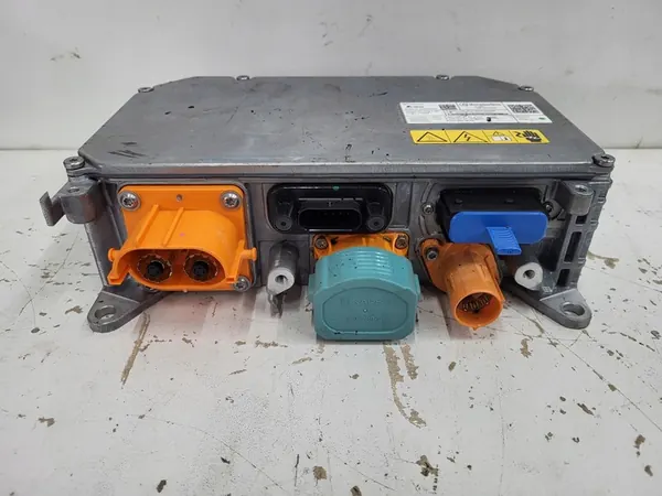 Inverter de tension Mercedes EQA 300 A0009008142 image 2