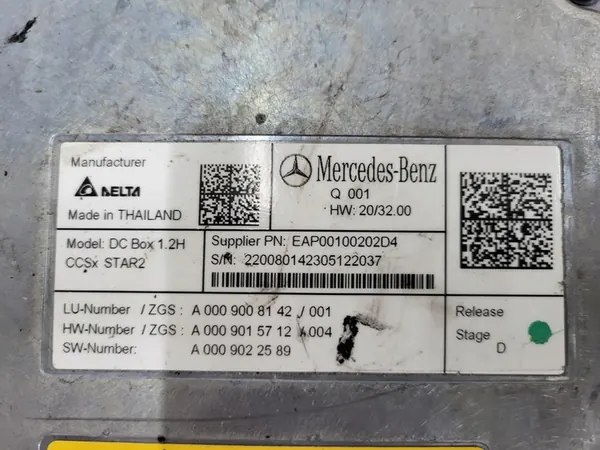 Inverter de tension Mercedes EQA 300 A0009008142 image 3