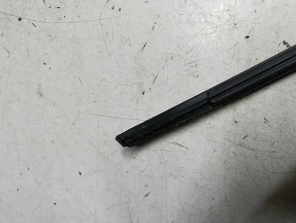 Toyota Yaris IV daklijst links OEM AW6F2AWF5 image 3