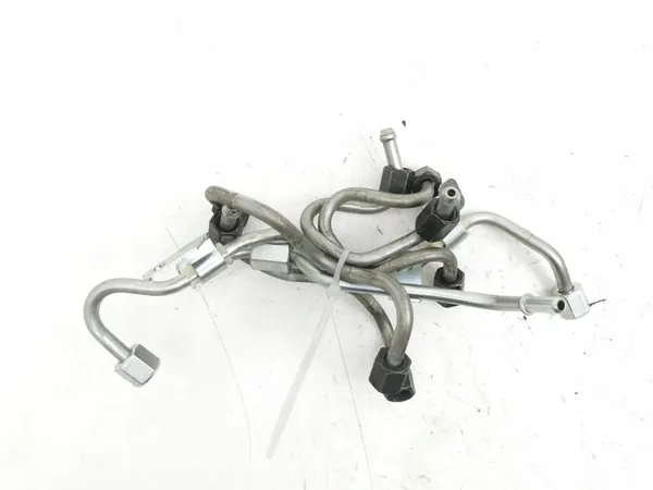 Mazda CX-30 2023 Tuyau d'injecteur de carburant AMD148106 image 1