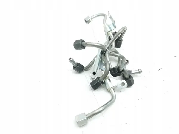 Mazda CX-30 2023 Tuyau d'injecteur de carburant AMD148106 image 2