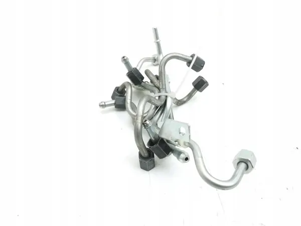 Mazda CX-30 2023 Tuyau d'injecteur de carburant AMD148106 image 4