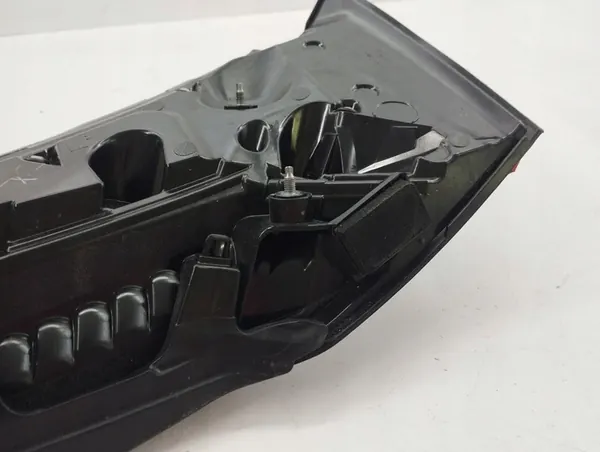 Audi Q5 SQ5 2020 Luz Trasera Izquierda image 6