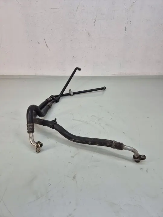 Conduit refroidisseur huile BMW M3 F80 OEM 7160814 image 2