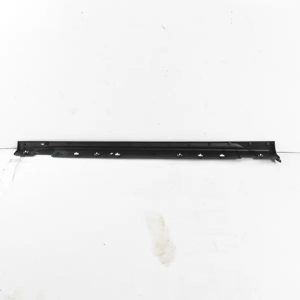 Jupette latérale droite OEM 87754-S0000 Hyundai i30N image 10