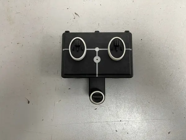 AUDI E-Tron takaoven ohjain OEM 4M0959595M image 2