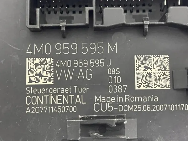 AUDI E-Tron takaoven ohjain OEM 4M0959595M image 5