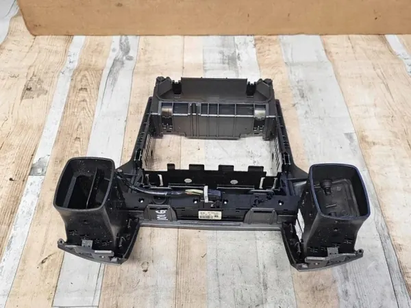 Grille de ventilation tableau de bord OEM 13144401 Opel Zafira B image 10