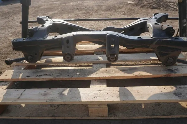 KIA SPORTAGE HYUNDAI IX35 Trave di Sospensione Posteriore OEM image 8