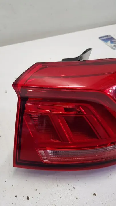 Luz trasera derecha VW T-Roc 17-21 OEM 2GA945096C image 3