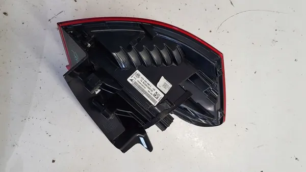 Luz trasera derecha VW T-Roc 17-21 OEM 2GA945096C image 7