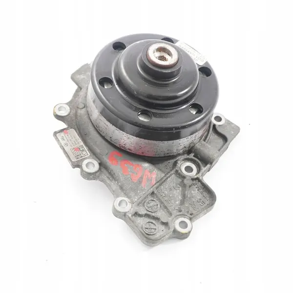 Vattenpump Mercedes Vito W639 OM651 A6512003201 image 10