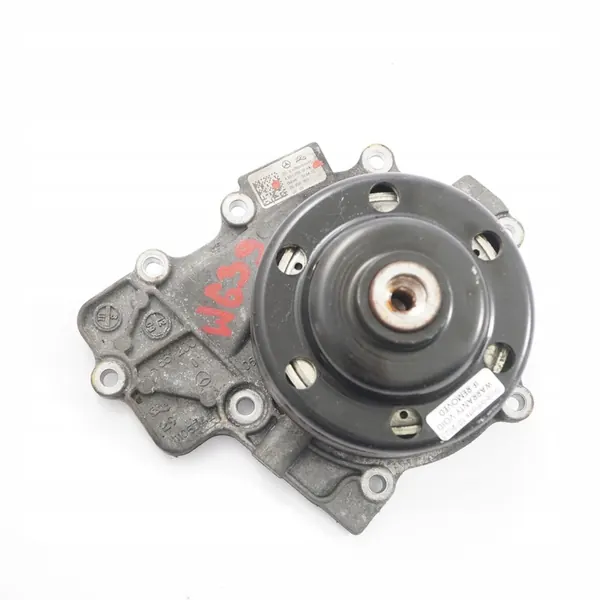 Vattenpump Mercedes Vito W639 OM651 A6512003201 image 2