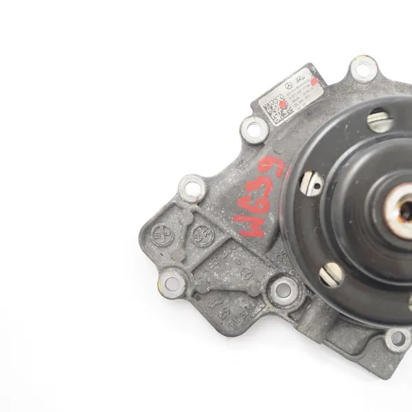 Vattenpump Mercedes Vito W639 OM651 A6512003201 image 4