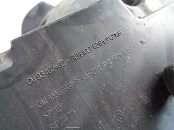 Right Rear Wheel Arch 638428605R Renault Trafic III image 3