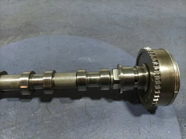 Arbre à cames échappement OEM 24200-08220 Kia Ceed III image 3