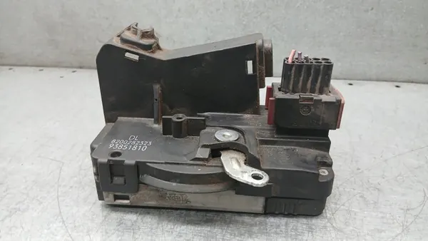 Vänster Bakdörrslås Opel Vivaro A 1.9DCI 93851810 image 2