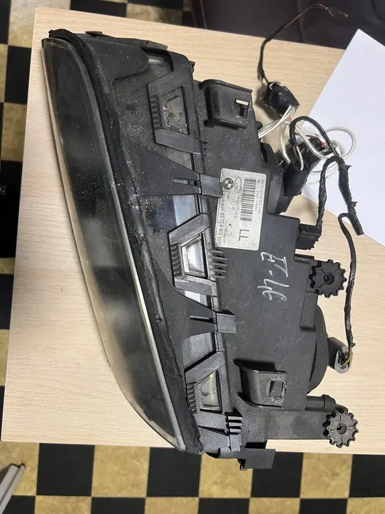 BMW 3 E46 Farol Dianteiro Esquerdo Europa OEM 63126906493 image 5